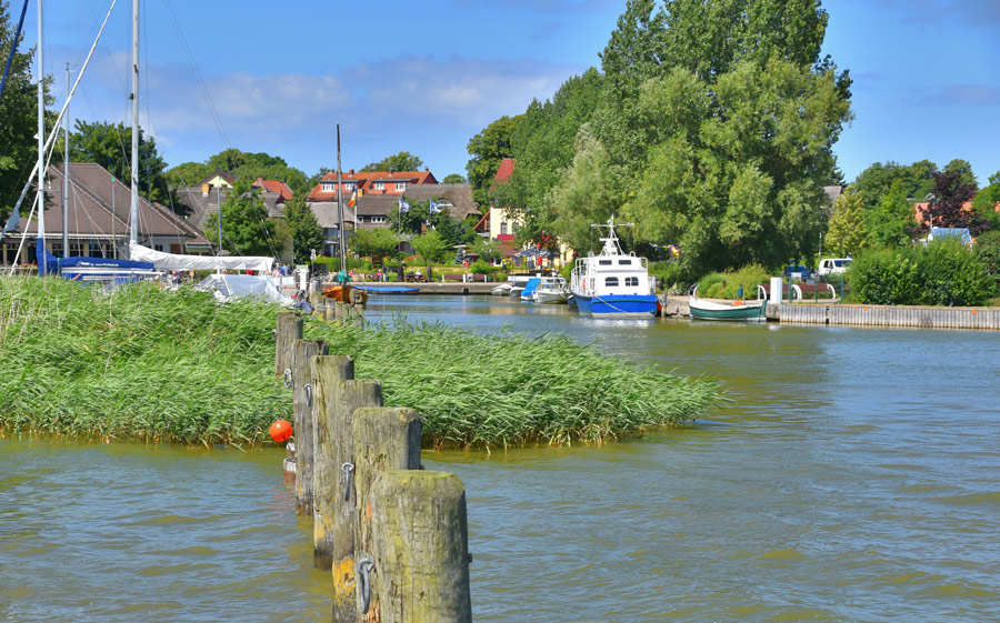 Holsten-Express Voss in Itzehoe Reisen